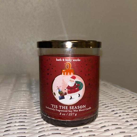 NEW Bath and Body Works ‘Tis the Season’ single wick candle - Picture 2 of 3